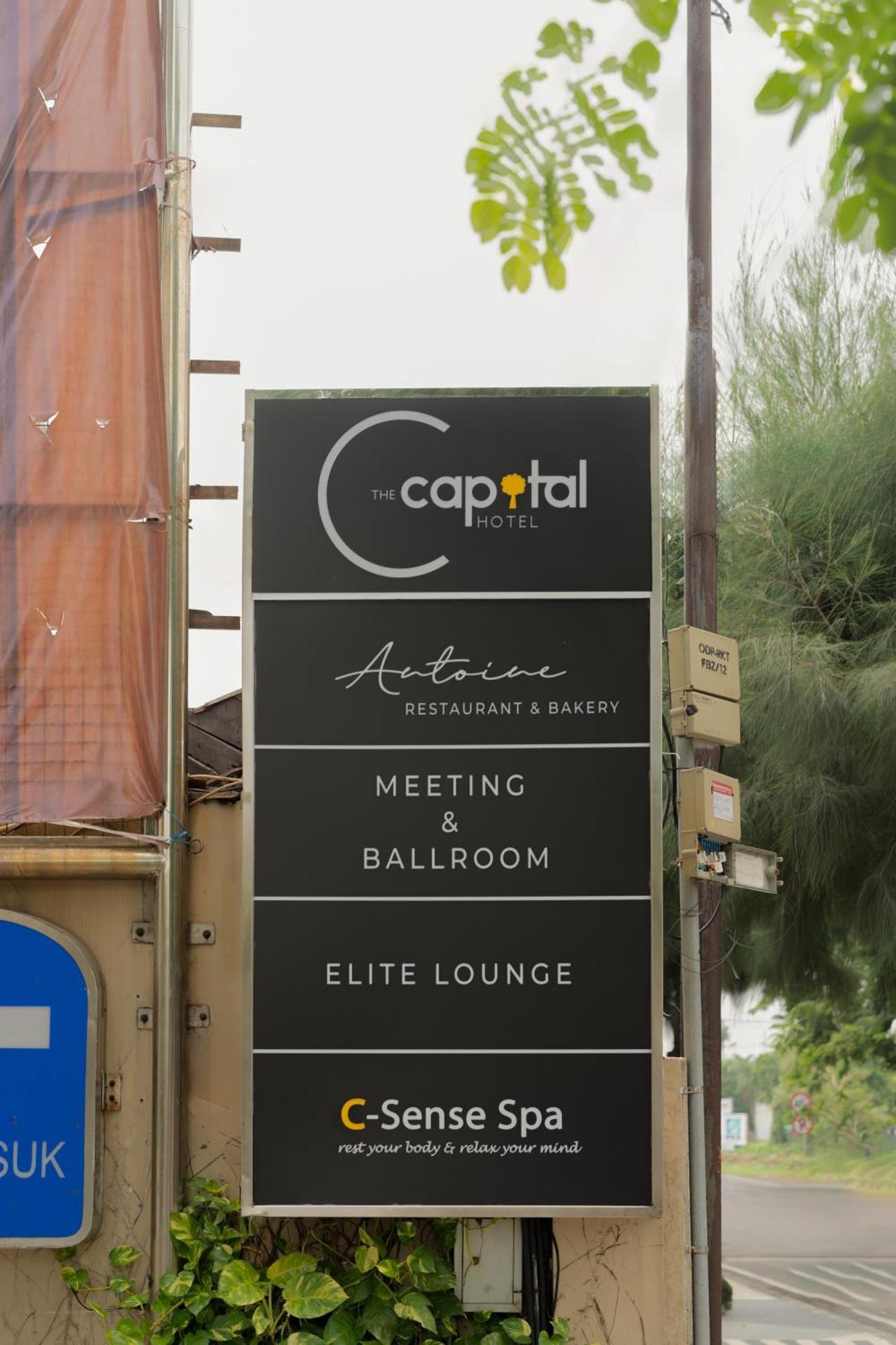 The Capital Hotel סוראבאיה מראה חיצוני תמונה