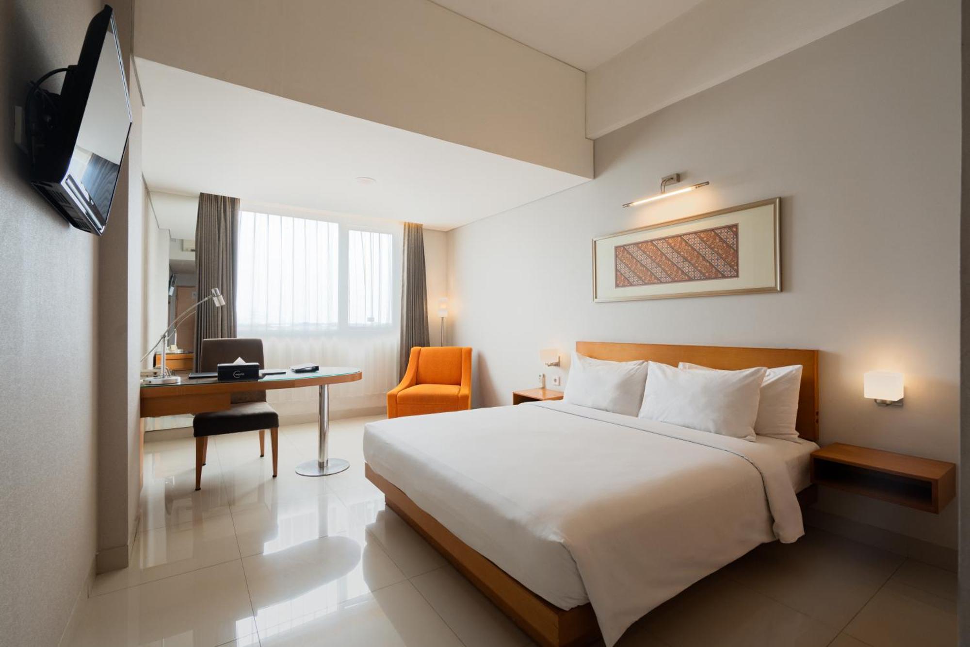 The Capital Hotel סוראבאיה מראה חיצוני תמונה